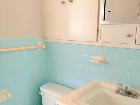 Tiny photo for 911 Roberts Street, El Campo, TX 77437 (MLS # 14374132)