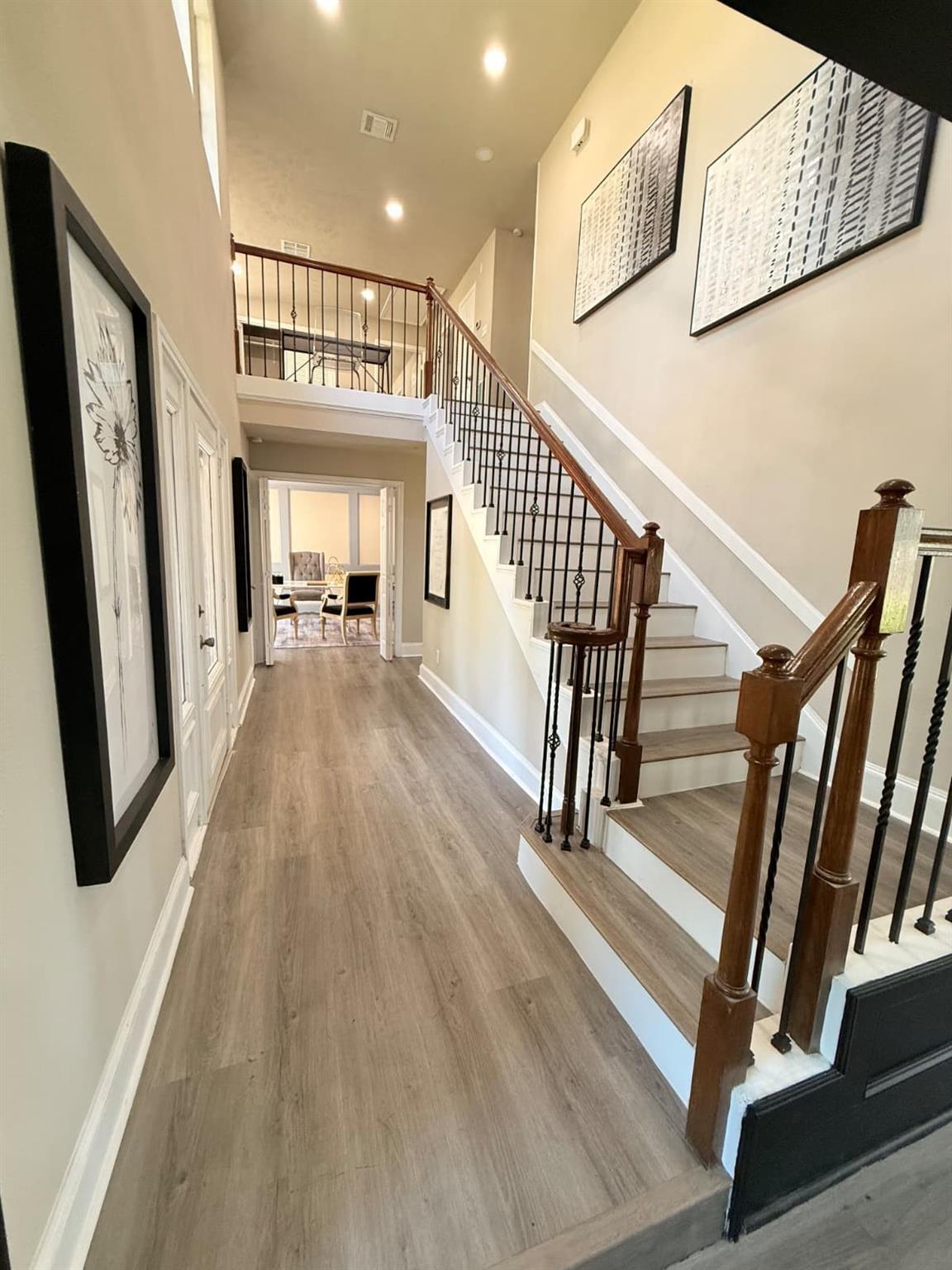 1711 Surrey Court
