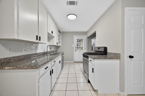 Photo of 6741 Feldspar Street, Houston, TX 77092 (MLS # 91223706)