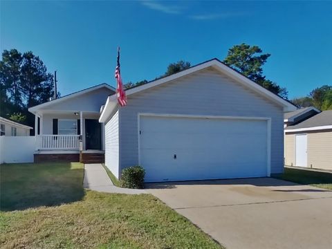 Photo of 21439 Cherry Canyon Lane, Tomball, TX 77375 (MLS # 22833167)