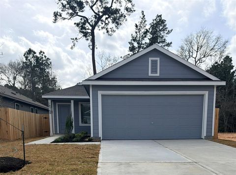 Photo of 18760 Loom Dr Dr, Conroe, TX 77306 (MLS # 49323952)