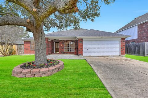 2118 Westminister Street Pearland TX 77581