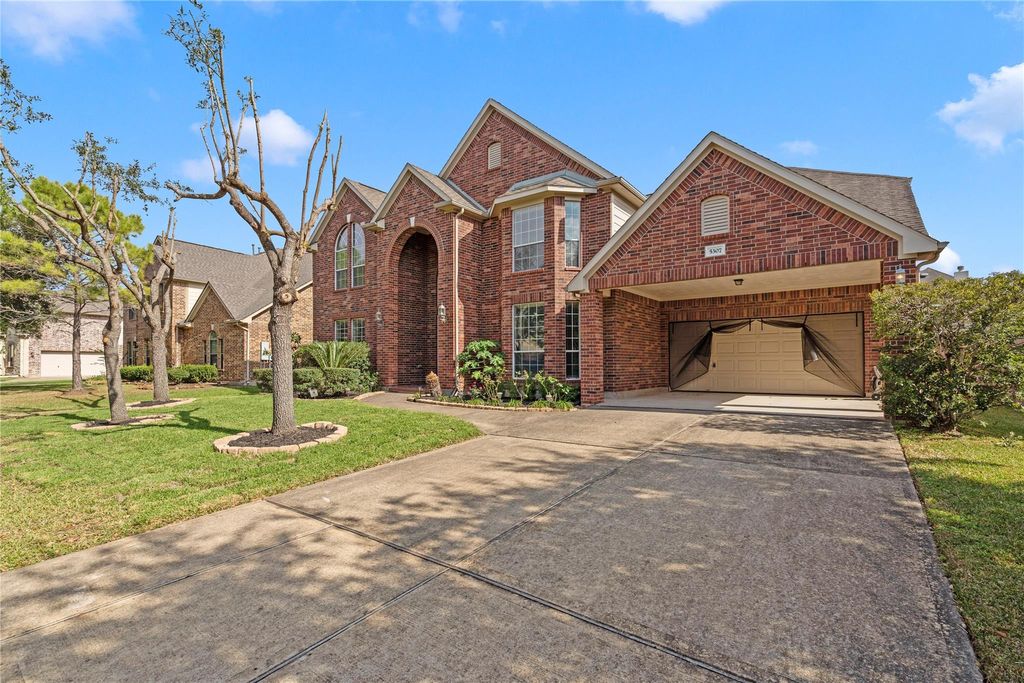 Photo of 5307 Amber Sky Lane, Rosharon, TX 77583 (MLS # 66004482)