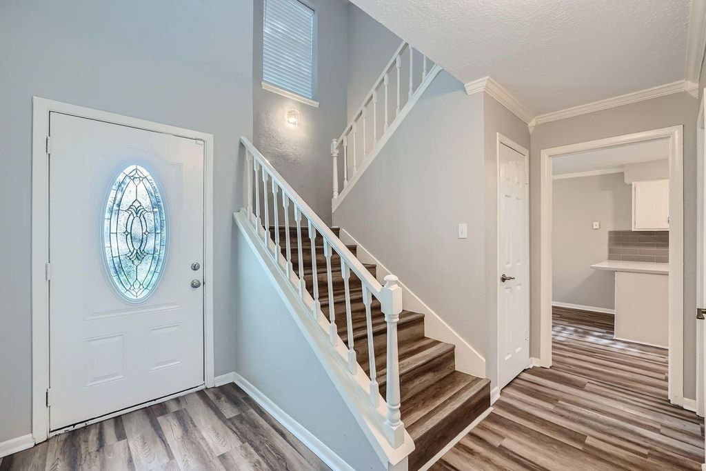 Photo of 401 Summer Place Court, League City, TX 77573 (MLS # 28485790)