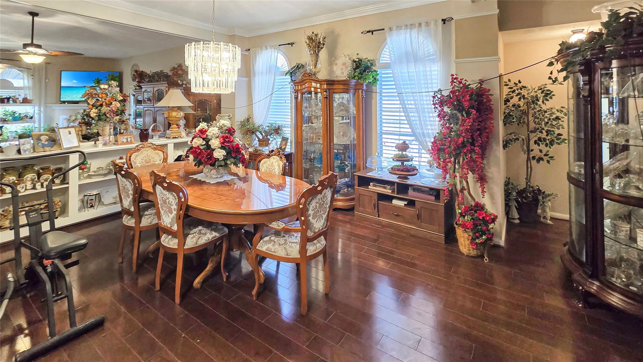 2170 Santa Cruz Lane