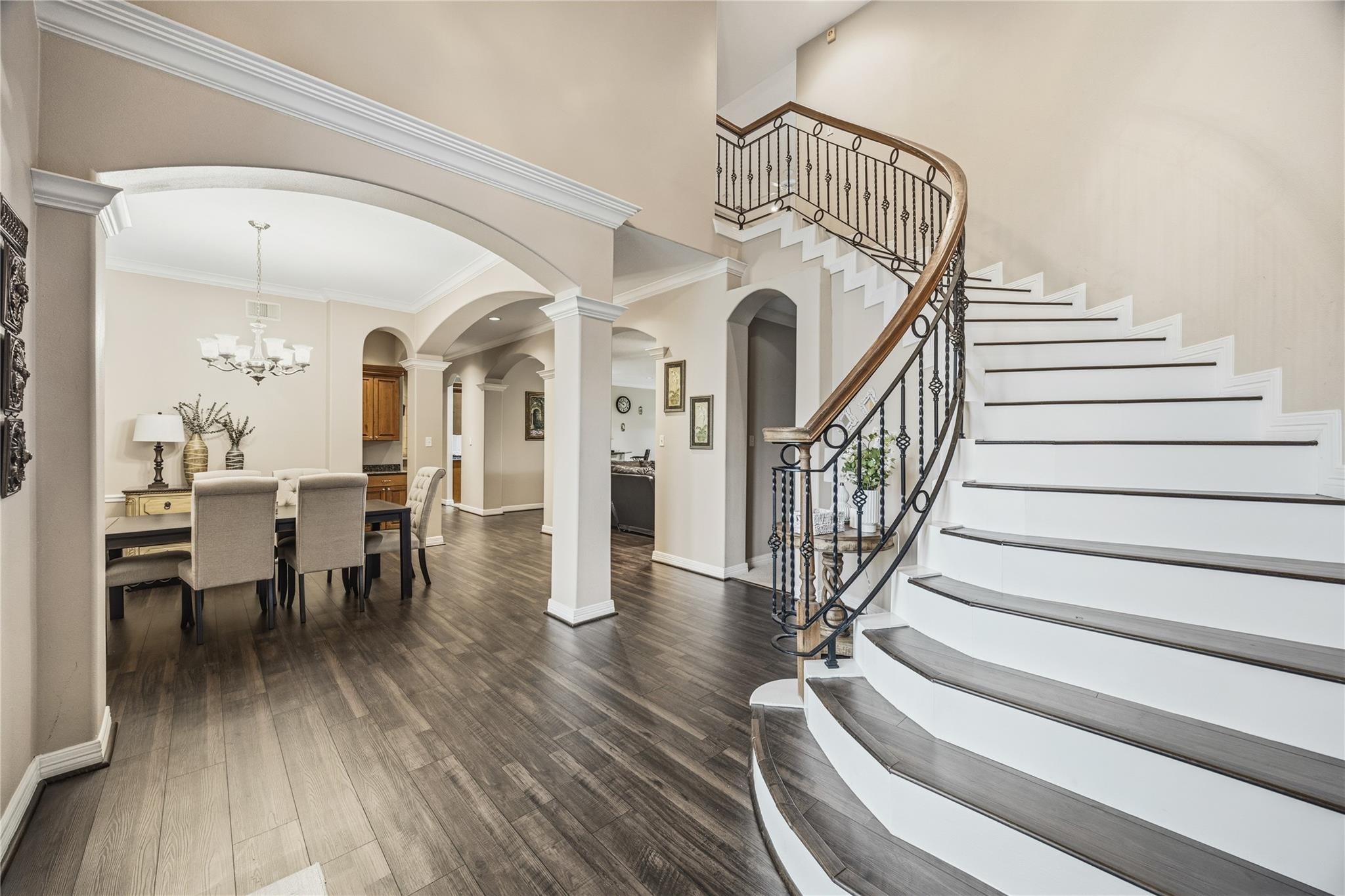 7702 Grovewood Court