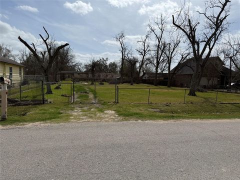 Photo of 2414 Lone Oak Road, Houston, TX 77093 (MLS # 90849469)
