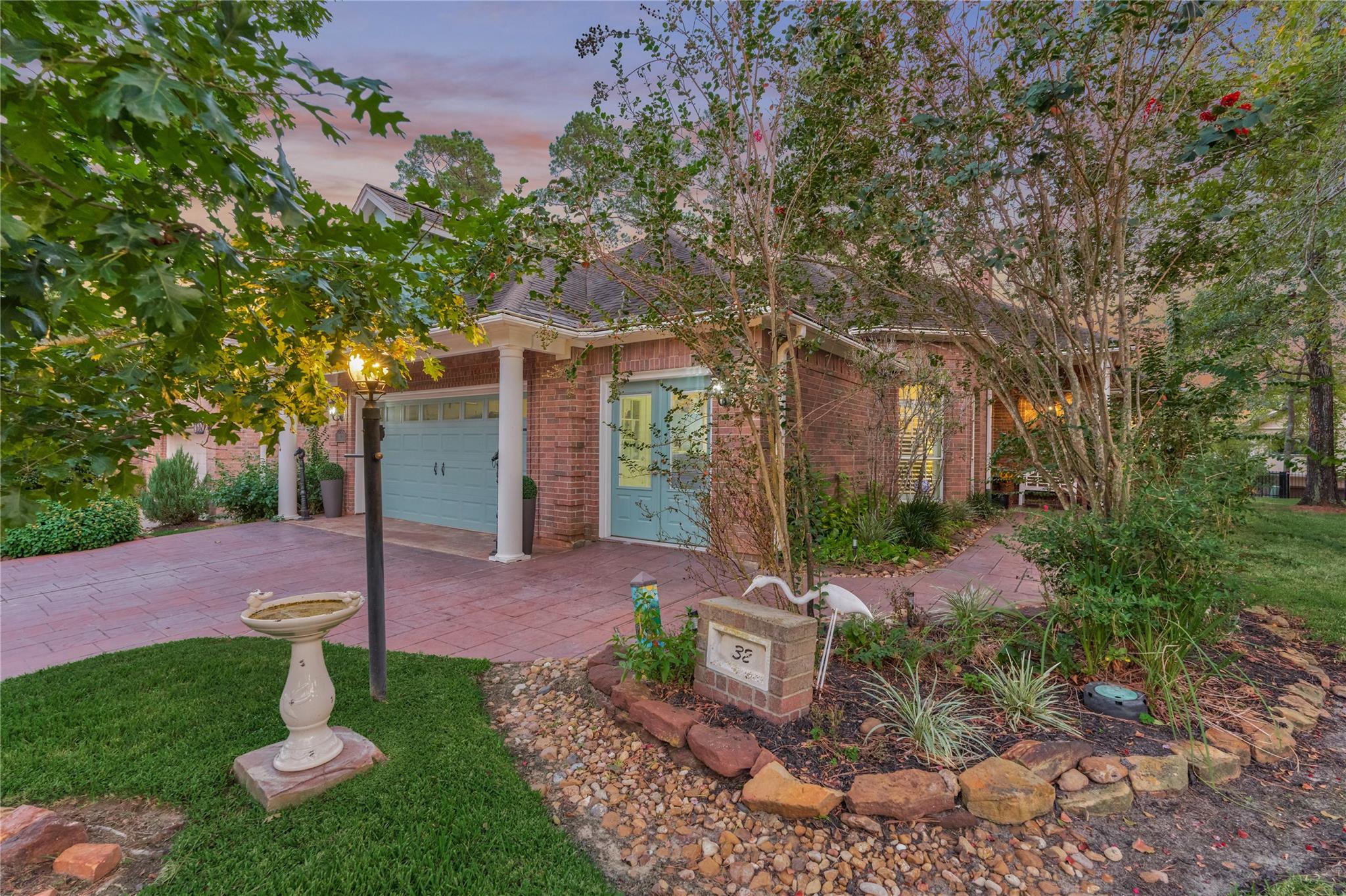 32 Hillwood Lane