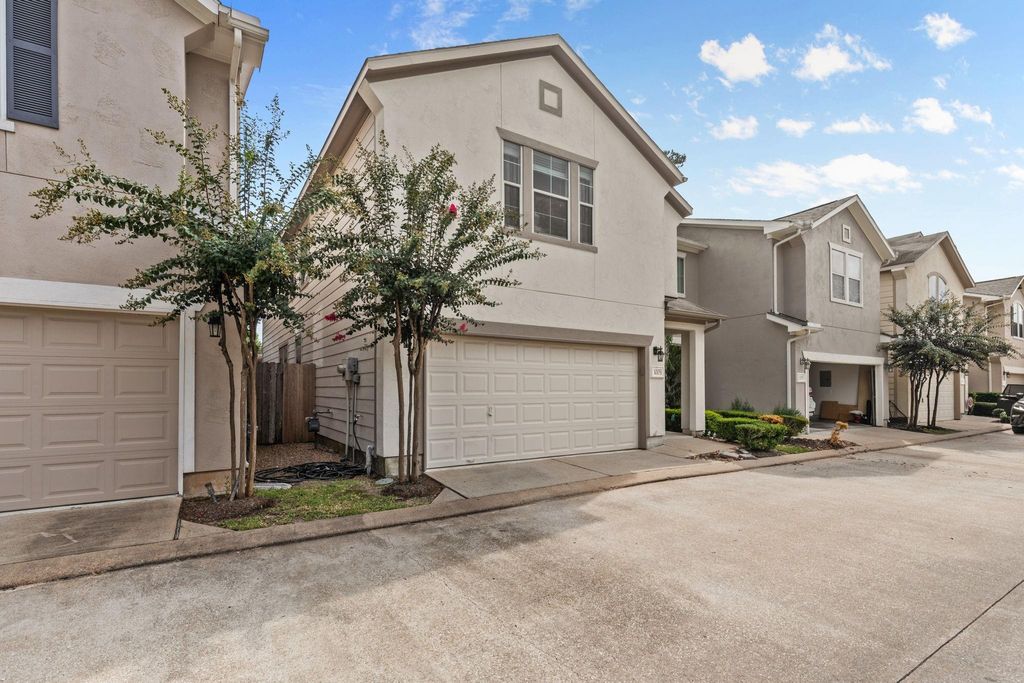Photo of 10051 Fallen Woods Drive, Houston, TX 77080 (MLS # 50558900)