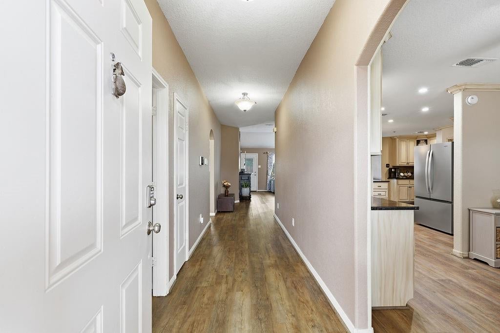 2977 Community Drive