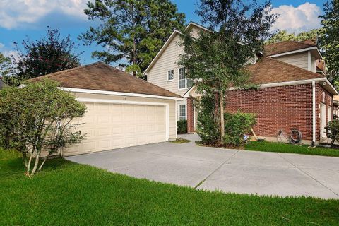 Photo of 35 S Avonlea Circle, The Woodlands, TX 77382 (MLS # 50130937)