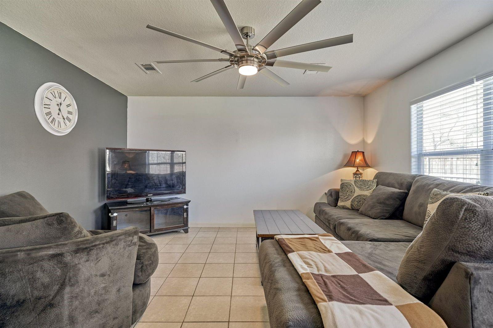 11726 Elizabeth Court