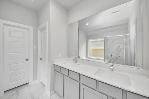 Tiny photo for 11903 Royal Willow Lane, Houston, TX 77066 (MLS # 67221861)