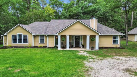 Photo of 23436 Hillcrest Drive, Hockley, TX 77447 (MLS # 56053460)