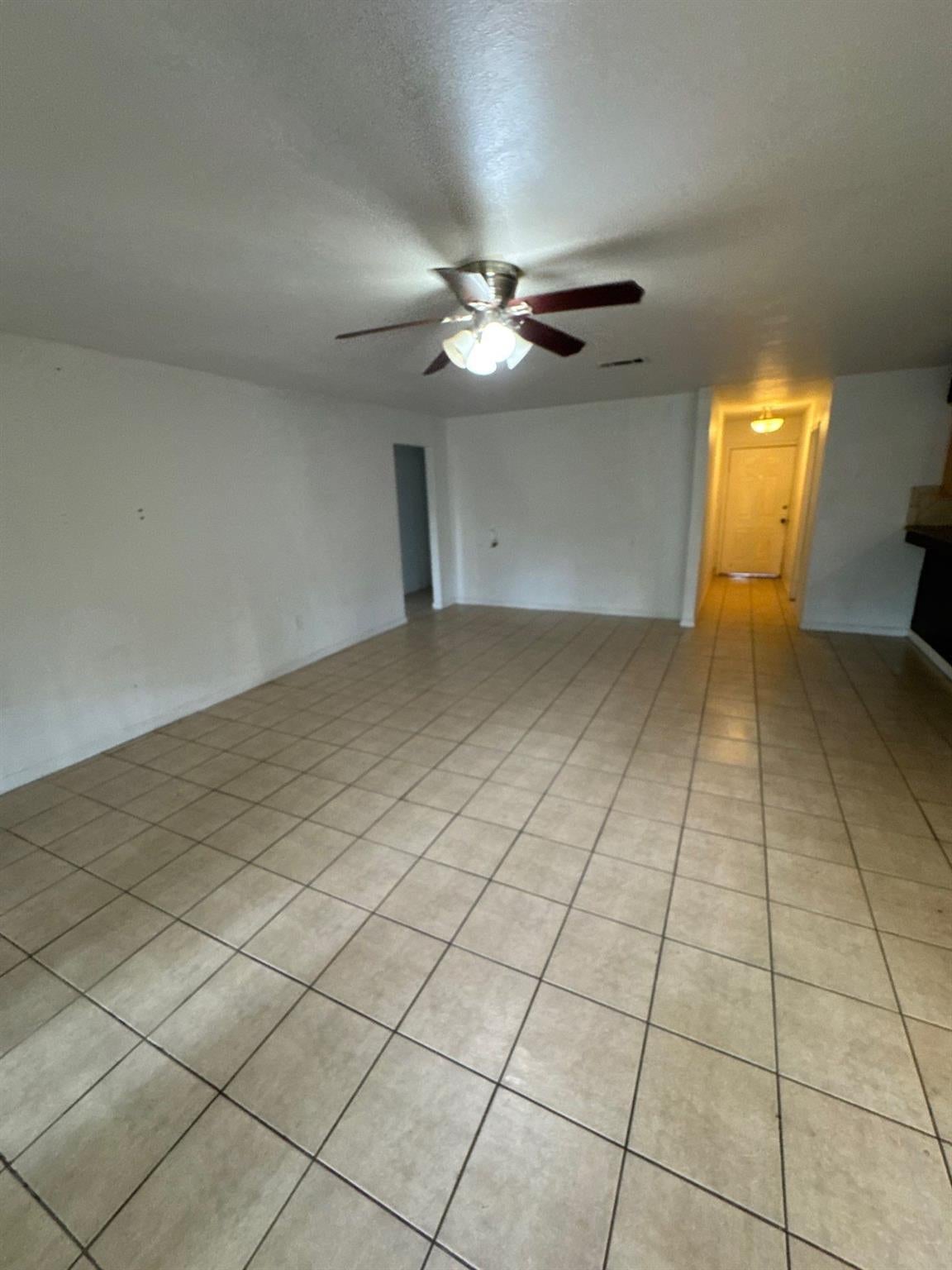 3911 Dolphin Lane