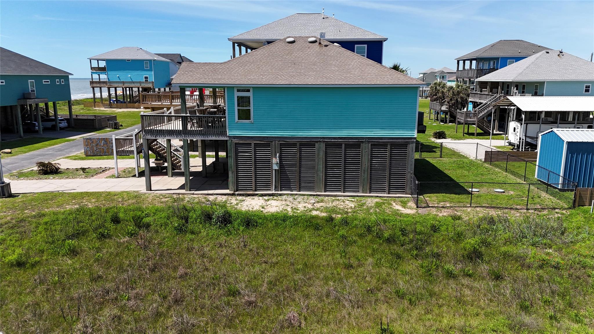 1121 Blue Water Drive