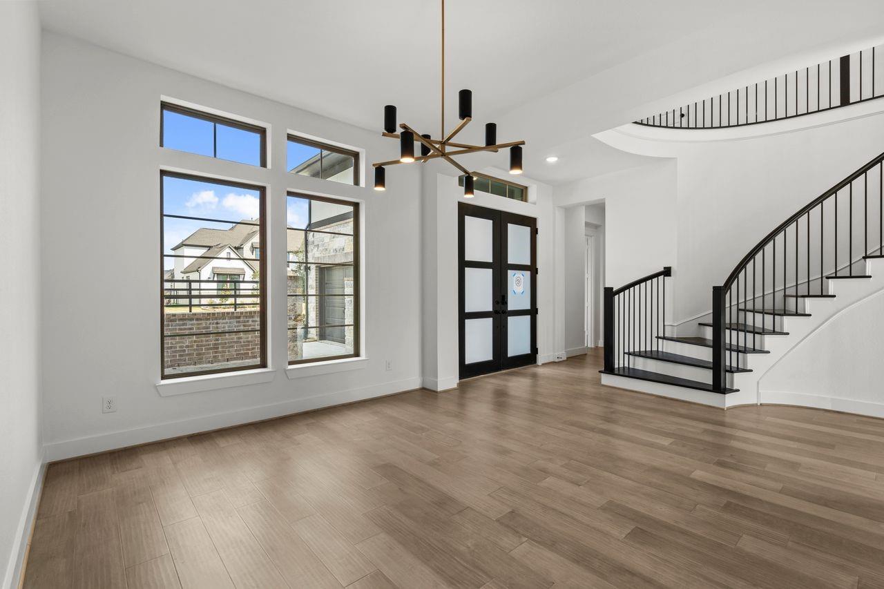 22027 Dahoon Holly Way