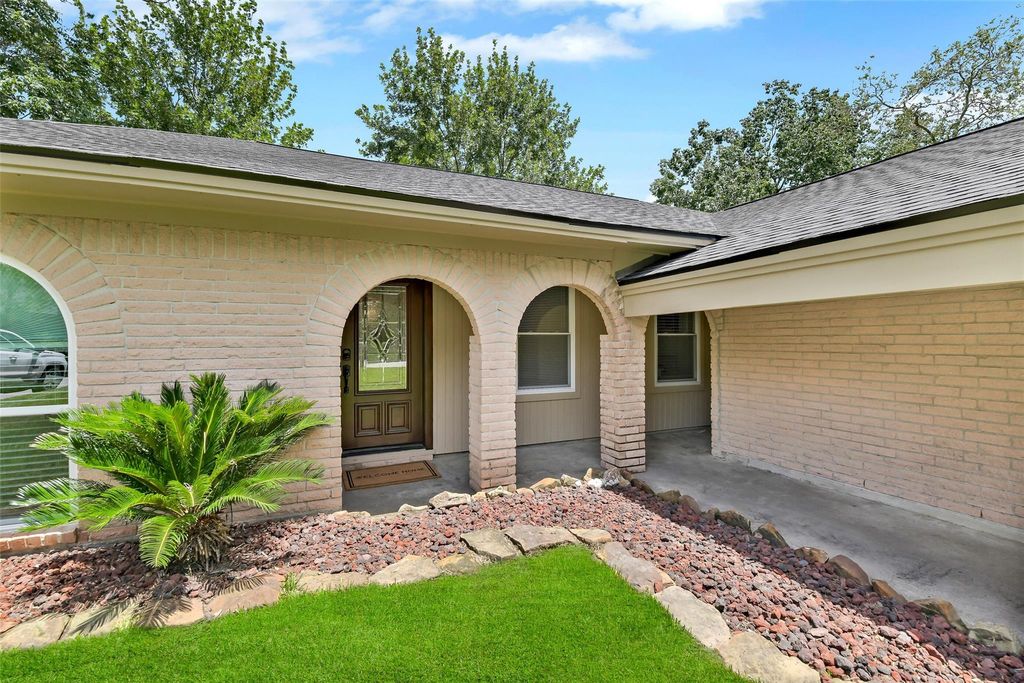 Photo of 16022 Sea Palms Drive, Crosby, TX 77532 (MLS # 22356775)