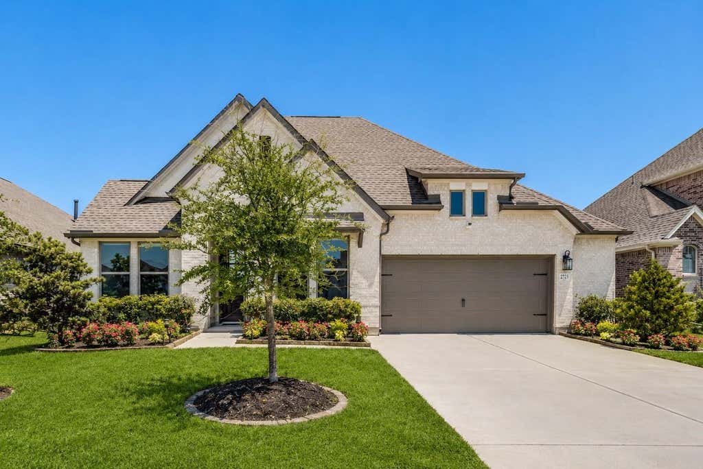 Photo of 2723 Lakeside Shore Drive, League City, TX 77573 (MLS # 44896808)