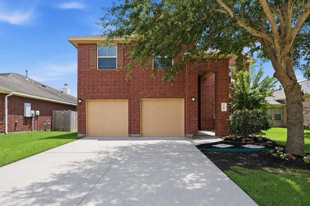 Photo of 22023 Castle Hawk Trail, Richmond, TX 77407 (MLS # 97684472)