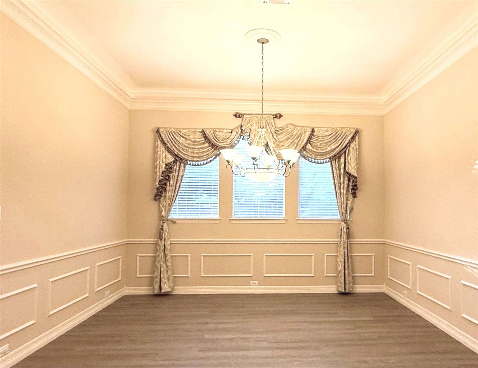 10327 Earlington Manor Drive