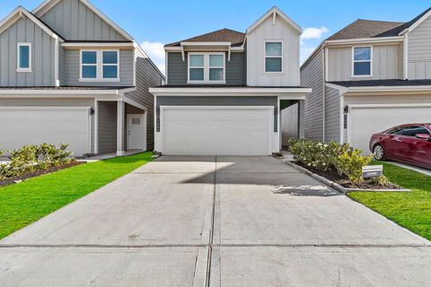 Photo of 2606 Afton Heights Way, Houston, TX 77051 (MLS # 35584354)