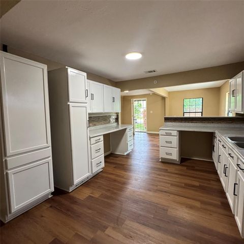 Homes For Rent - 1311 Pershing Street<br/> Baytown, TX 77520
