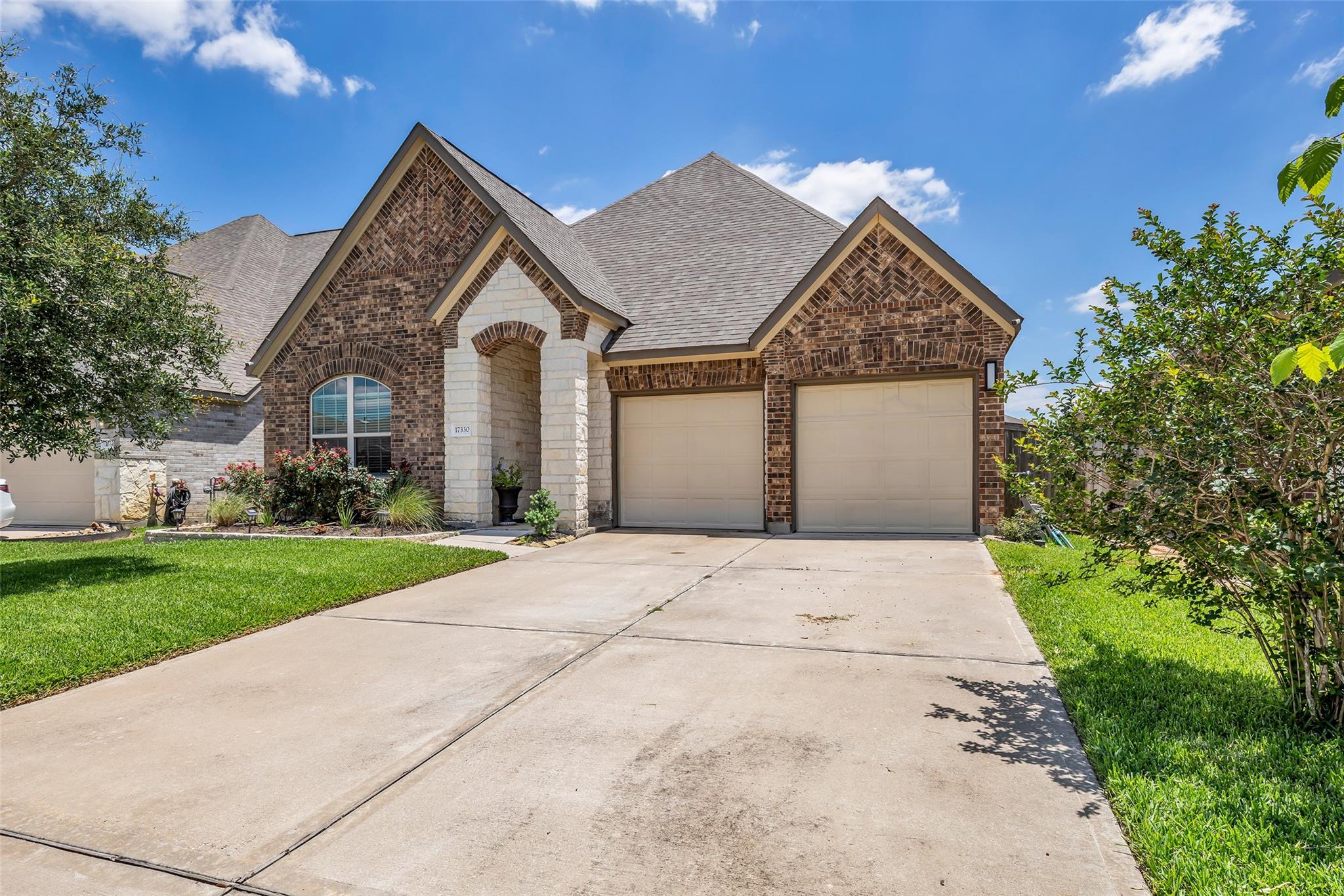 17330 Hartford Field Lane