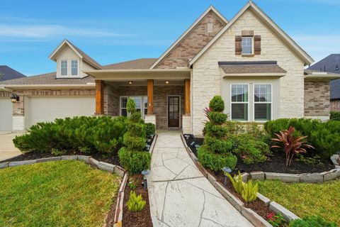 Photo of 2008 Yellowstone Trail, Friendswood, TX 77546 (MLS # 98184591)