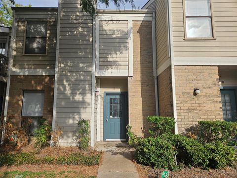 Photo of 11710 Southlake Drive #18, Houston, TX 77077 (MLS # 25342448)