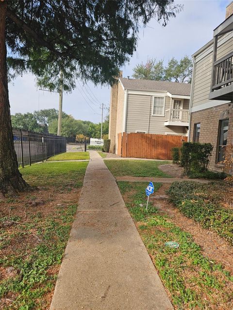 Tiny photo for 11710 Southlake Drive #18, Houston, TX 77077 (MLS # 25342448)
