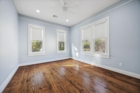 Tiny photo for 1226 Heights Boulevard, Houston, TX 77008 (MLS # 49566384)