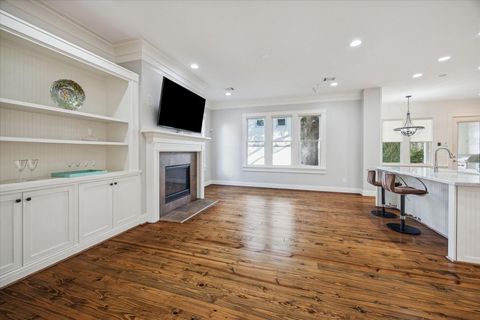 Tiny photo for 1226 Heights Boulevard, Houston, TX 77008 (MLS # 49566384)