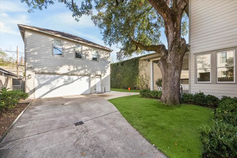 Tiny photo for 1226 Heights Boulevard, Houston, TX 77008 (MLS # 49566384)