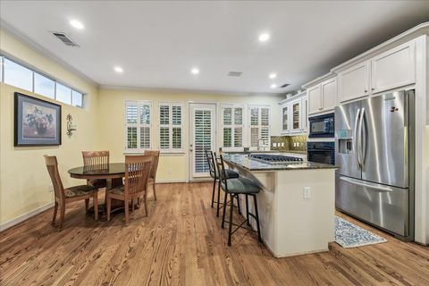 Tiny photo for 2939 Sackett Street, Houston, TX 77098 (MLS # 18299559)