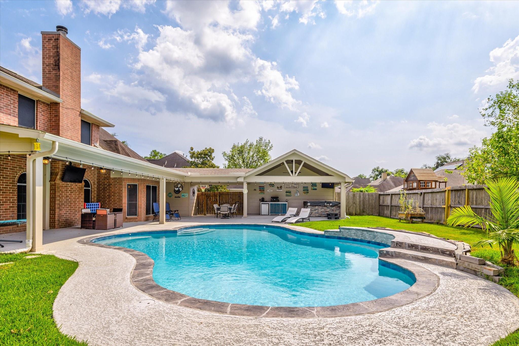 2402 Sarasota Drive