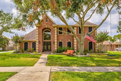 Photo of 2402 Sarasota Drive, Friendswood, TX 77546 (MLS # 51720570)