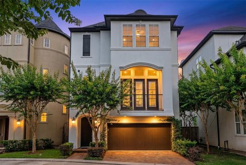 Photo of 1736 Wrenwood Lakes, Houston, TX 77043 (MLS # 8111163)