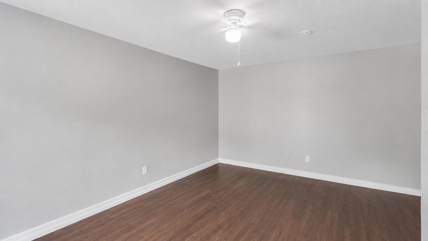 122 E Crosstimbers Street 117