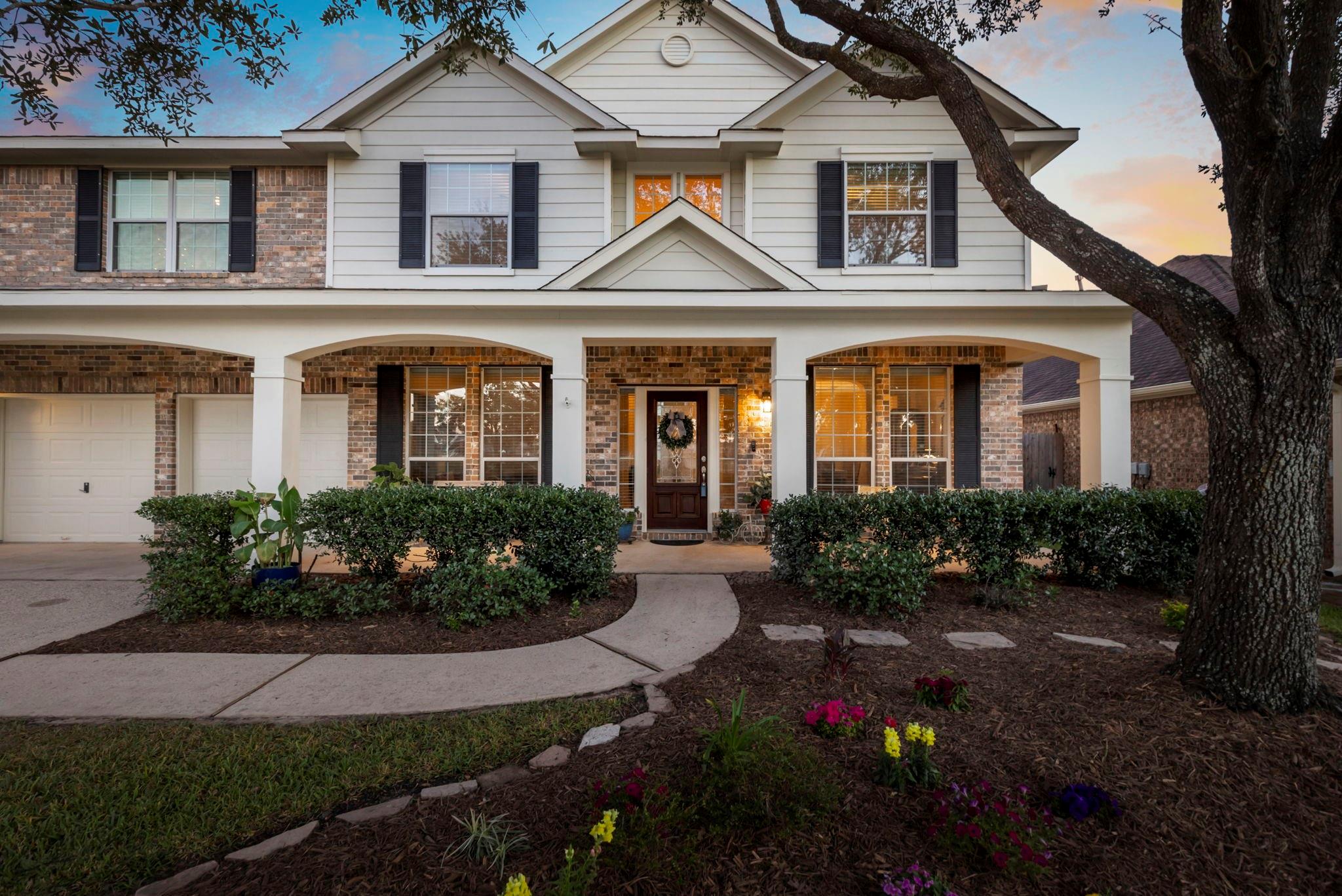 8223 Palmetta Spring Drive