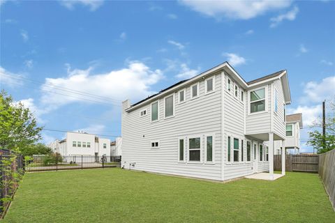 Tiny photo for 9431 Jutland Road, Houston, TX 77033 (MLS # 73576544)