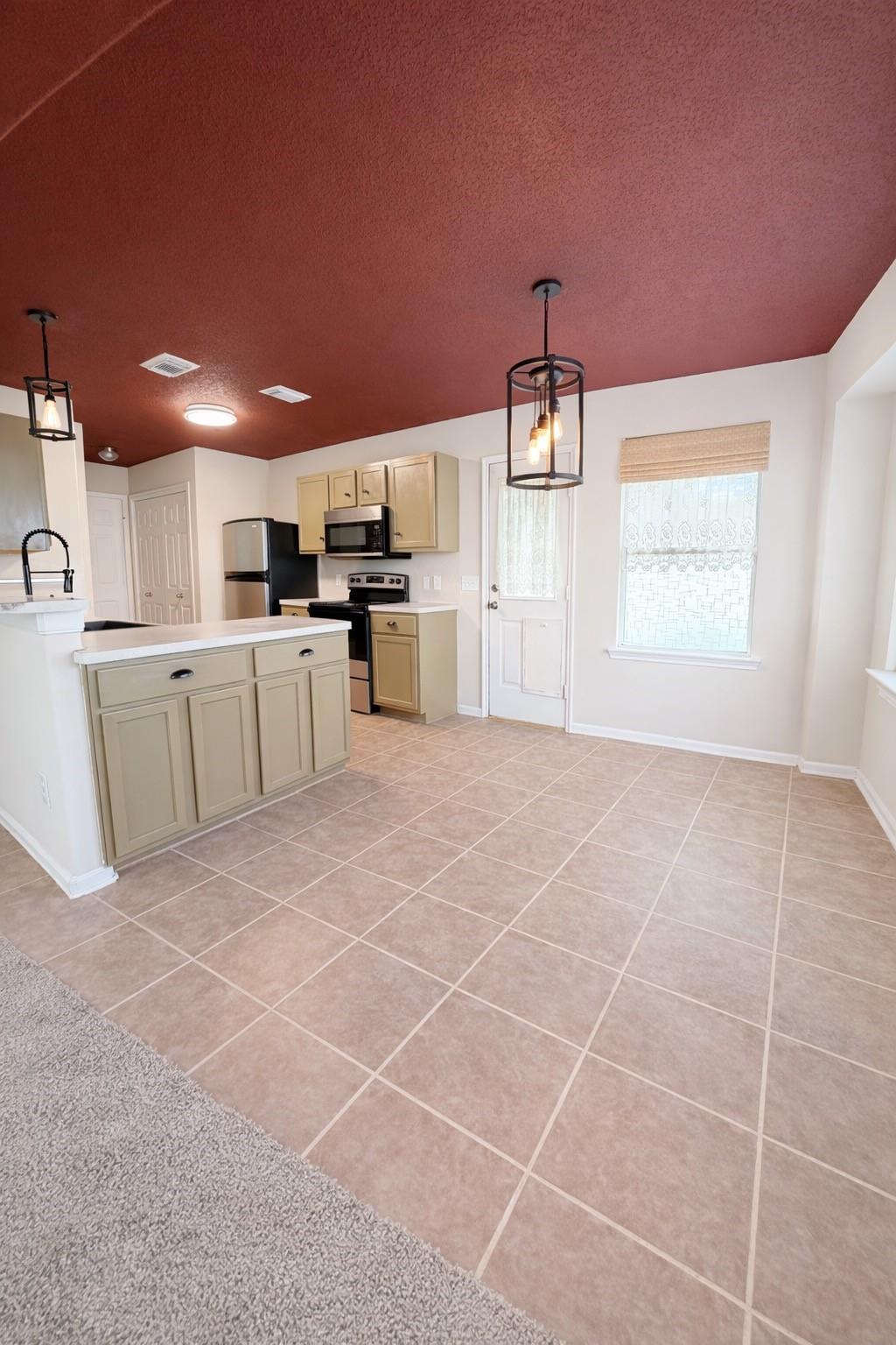 13952 Buckskin Drive