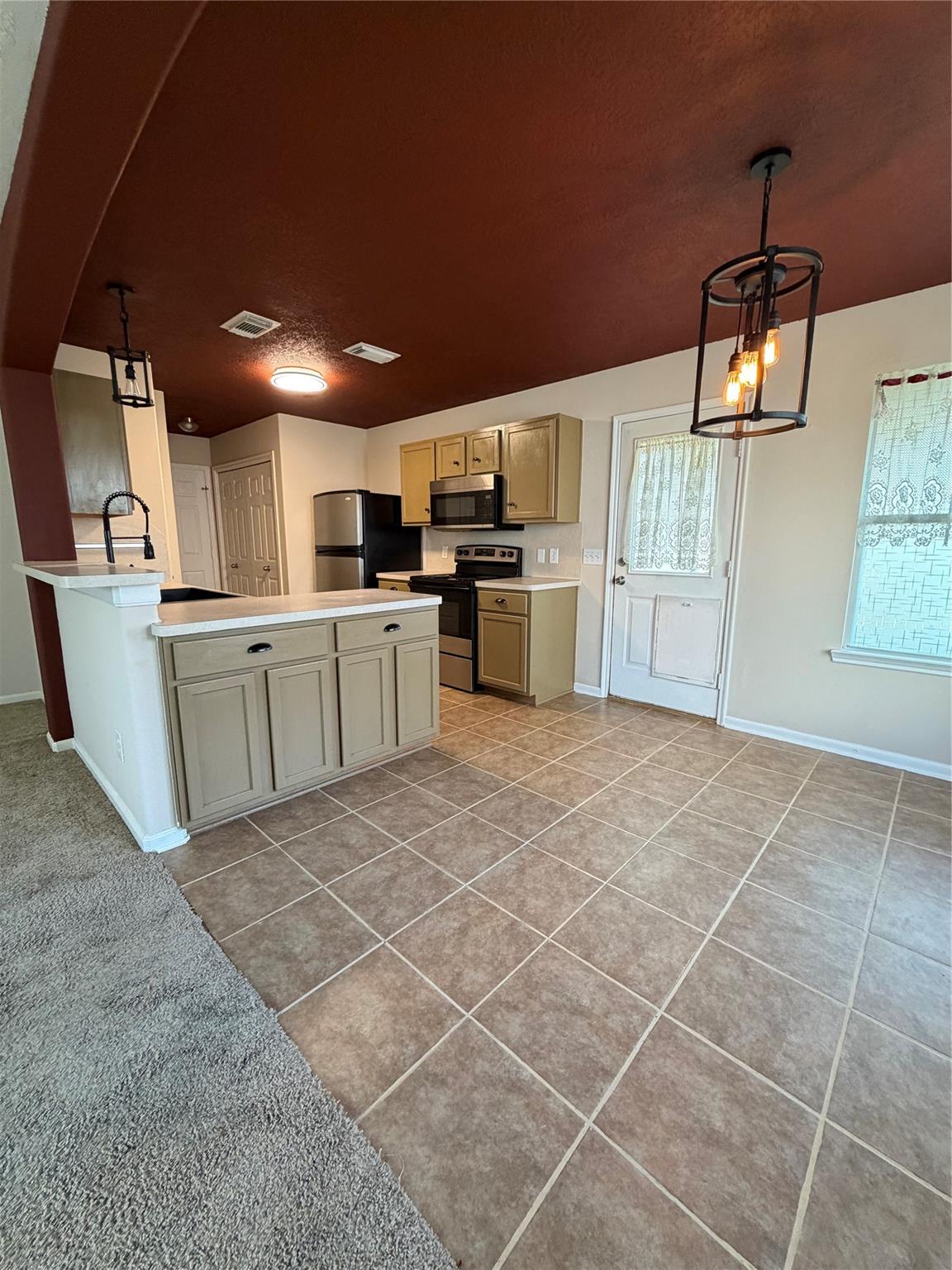 13952 Buckskin Drive