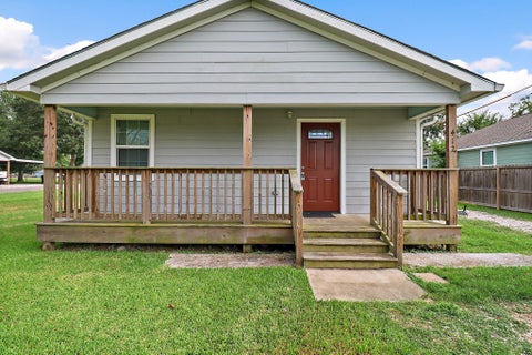 Photo of 412 Stowell Street, Anahuac, TX 77514 (MLS # 77440768)