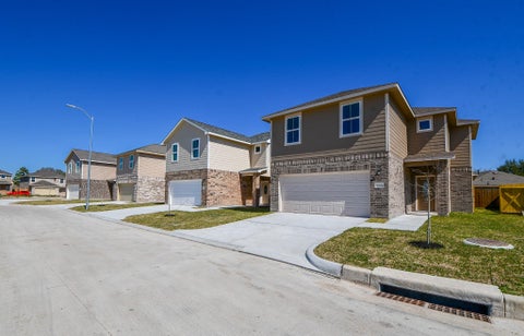 Photo of 12202 Heather Flower Lane, Houston, TX 77014 (MLS # 80613548)