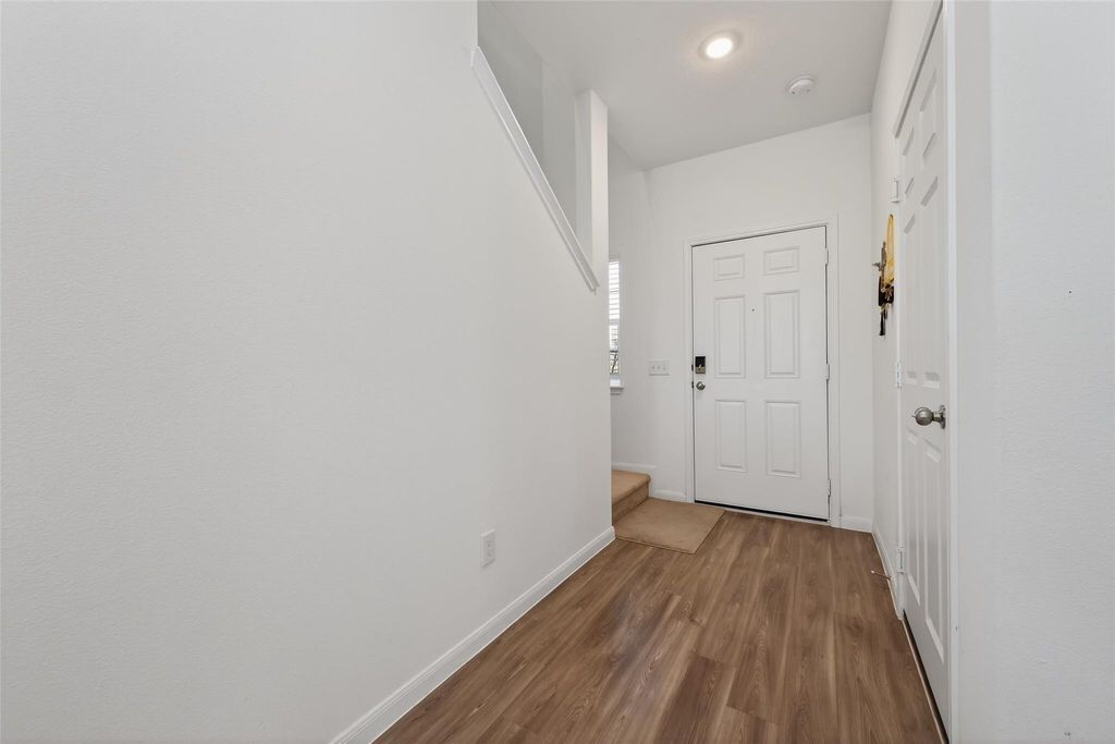 Photo of 7326 Madison Commons Lane, Houston, TX 77075 (MLS # 78124751)