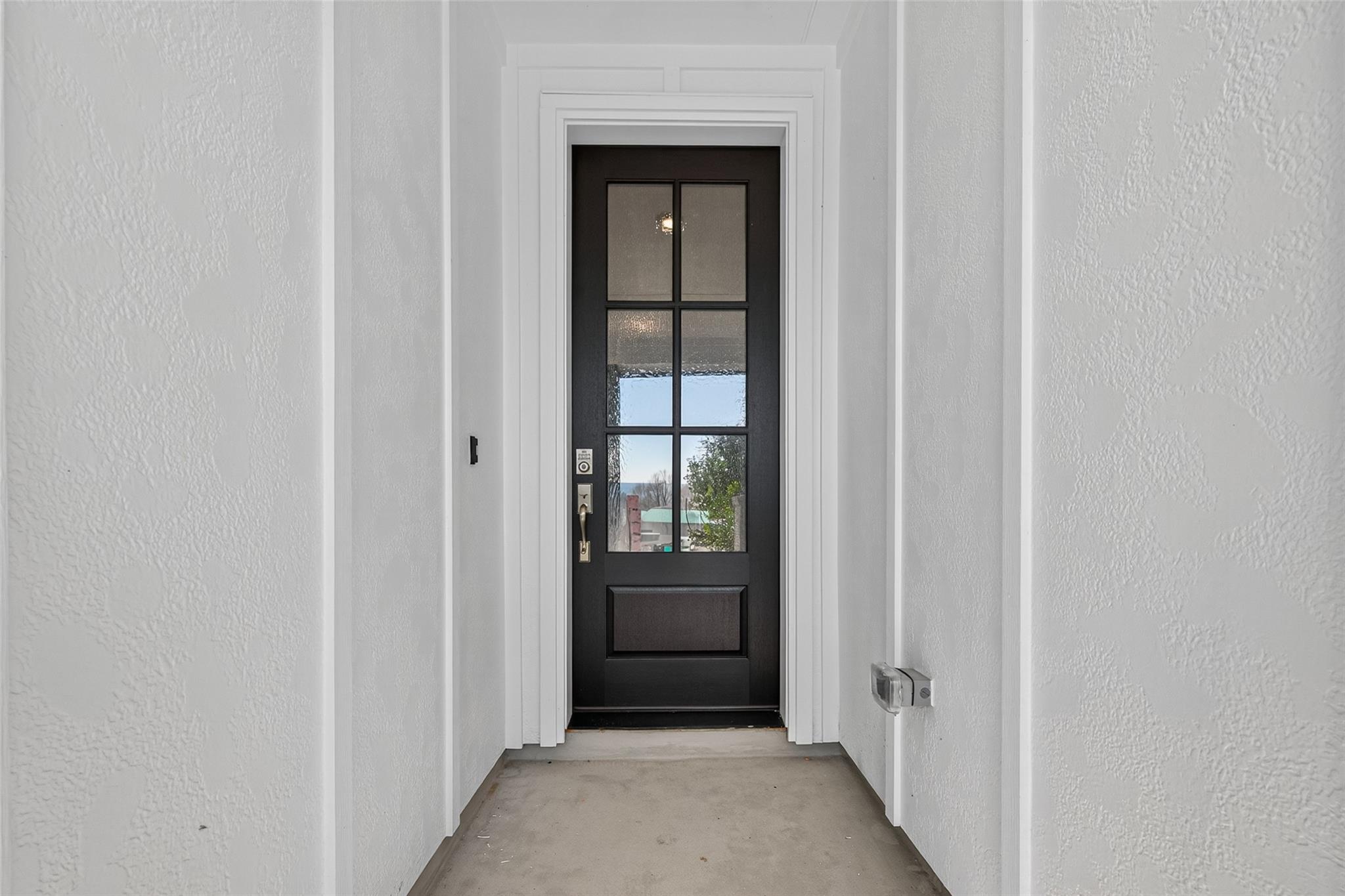 24110 Blooming Daisy Circle