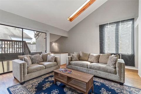 Photo of 3022 Baldwin Street, Houston, TX 77006 (MLS # 56746059)