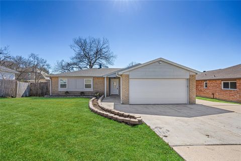 Homes For Sale - 12757 Lake Conroe Hills Drive<br/> Willis, TX 77318