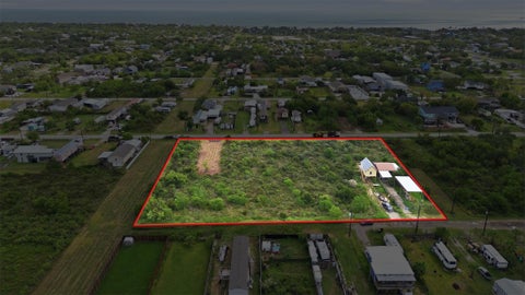 Photo of 17 W Street Street, San Leon, TX 77539 (MLS # 37191029)